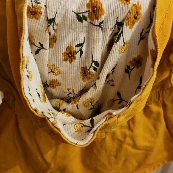 Little Lass Infant Girl's Yellow Jacket w/Brass Buttons And Flowers 0-3 Months - Picture 3 of 4